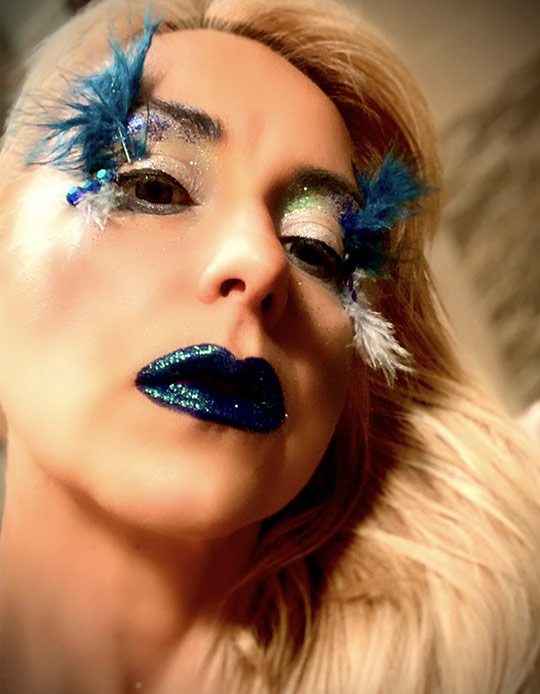 Feather Eyes Make Up